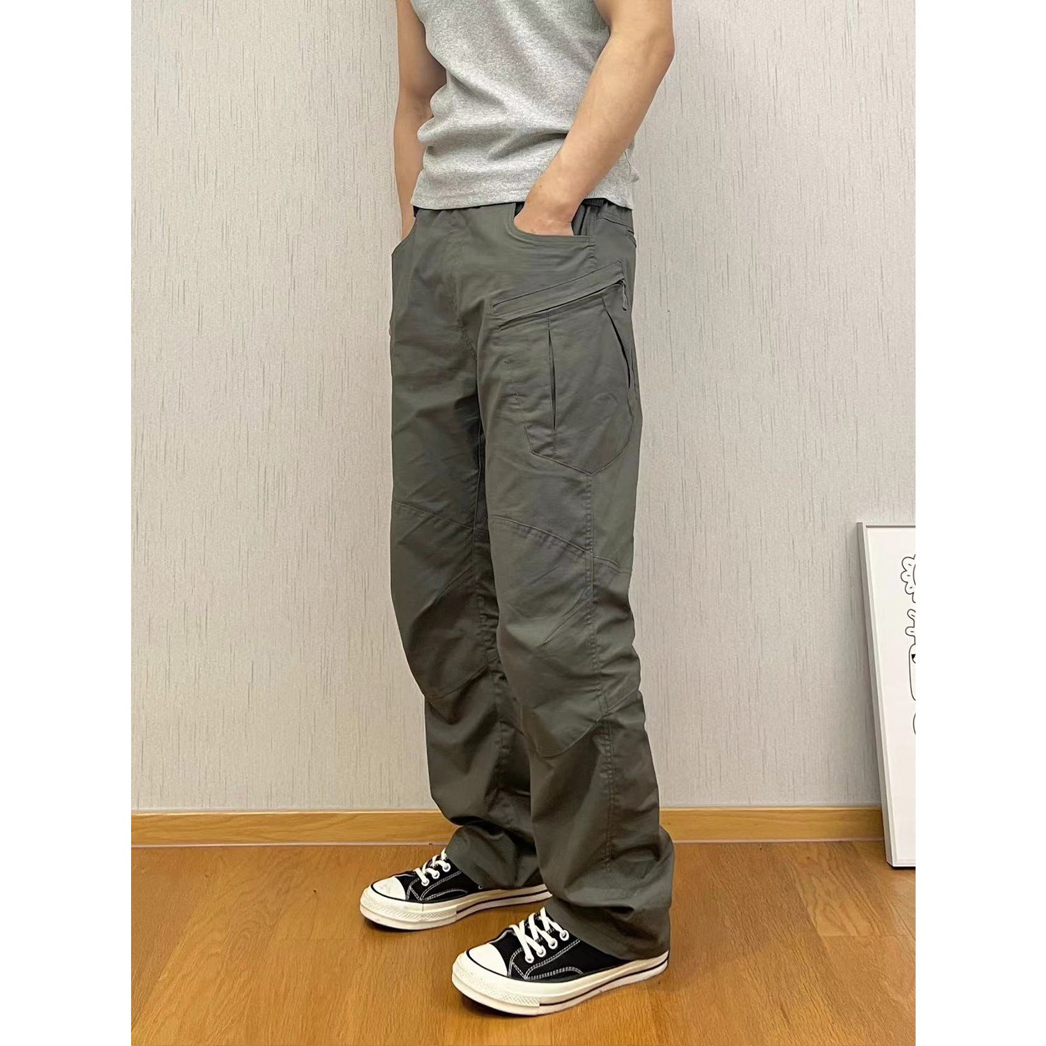 Men's Straight Leg Cotton Cargo Pants